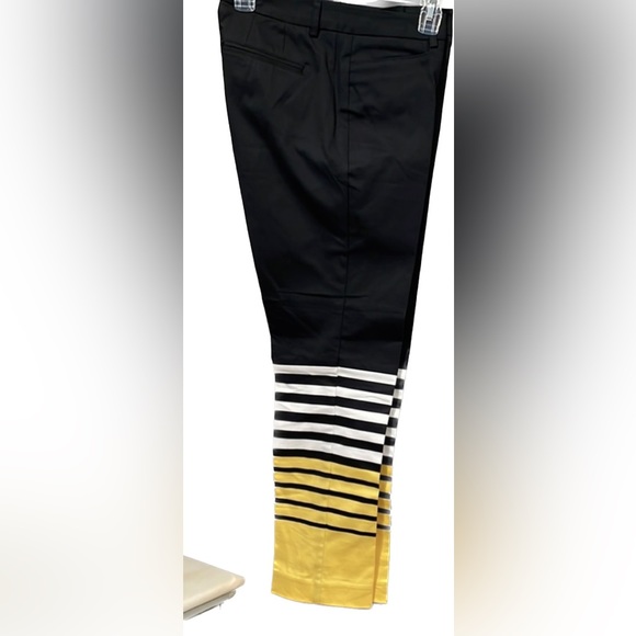 New York & Company Pants - ❗️BUNDLE SALE 4 for $20 Suit / Office Pants - cool pattern